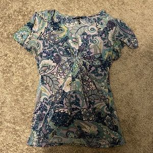 🌸 3 for $10 🌸 Floral Blouse